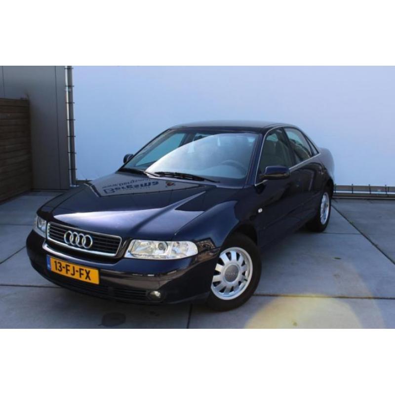 Audi A4 1.8 5V ECC 113DKM YOUNGTIMER (bj 2000, automaat)