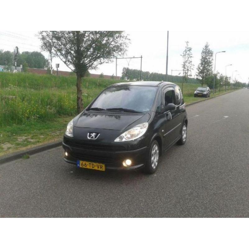 Peugeot 1007 1.4 Bj 2006 Automaat 79dzkm NAP Nette staat