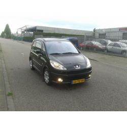 Peugeot 1007 1.4 Bj 2006 Automaat 79dzkm NAP Nette staat