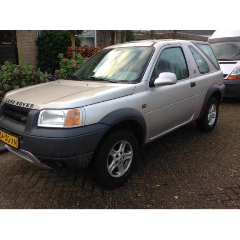 Land Rover Freelander 1999 benzine 3d