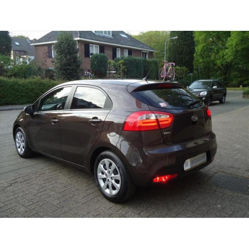 Kia Rio 1.4 CVVT SUPER PACK 5DRS AUT