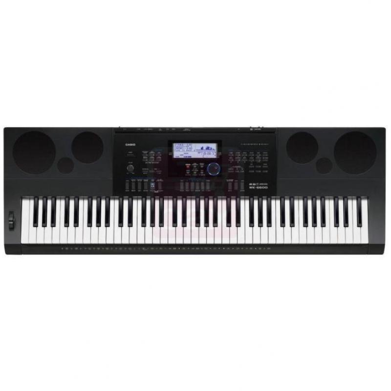 Casio WK-6600 keyboard met 76 toetsen