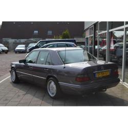 Mercedes-Benz E-Klasse 200-500 300 D Uniek / Zie foto,s