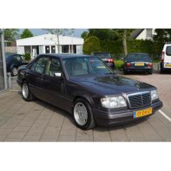 Mercedes-Benz E-Klasse 200-500 300 D Uniek / Zie foto,s