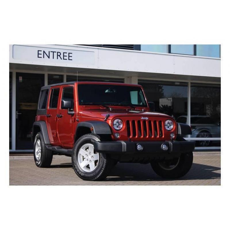 Jeep Wrangler Unlimited 3.6 Sport 284 PK