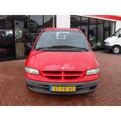 Chrysler VOYAGER 2.4I SE 7 persoons/ APK sept. 2016/ BJ 1999