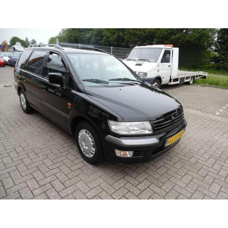 Mitsubishi Space Wagon AUTOMAAT 2.4 6pers. VIP UITVOERING.