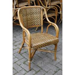 Partij rotan stoelen tuinstoelen met arm horeca terras cafe