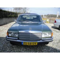 Mercedes-Benz S-Klasse 280 SE BWJ 1976 SCHUIFDAK NIEUWE APK