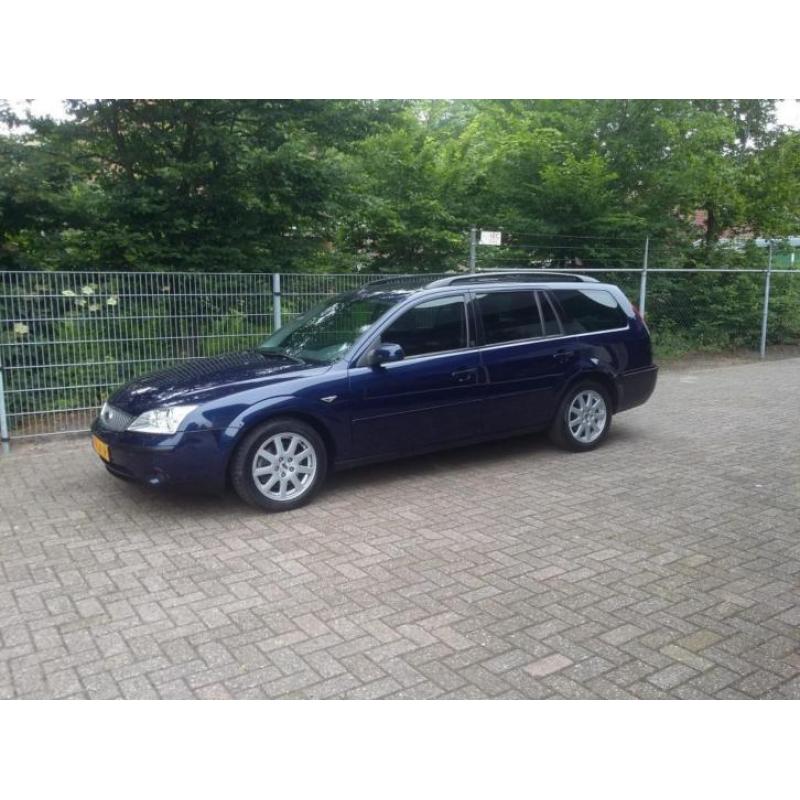 Ford Mondeo Wagon 1.8-16V Collection