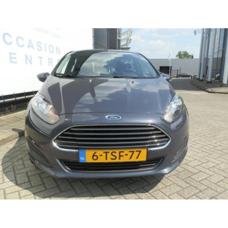 Ford Fiesta 1.6 TDCI STYLE met NAVIGATIE,MULTI FUNC STUUR,AI