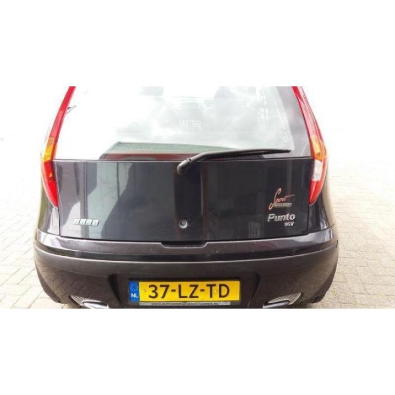 Fiat Punto 1.2 16v sport Airco stuurbkr 1e eign zwart