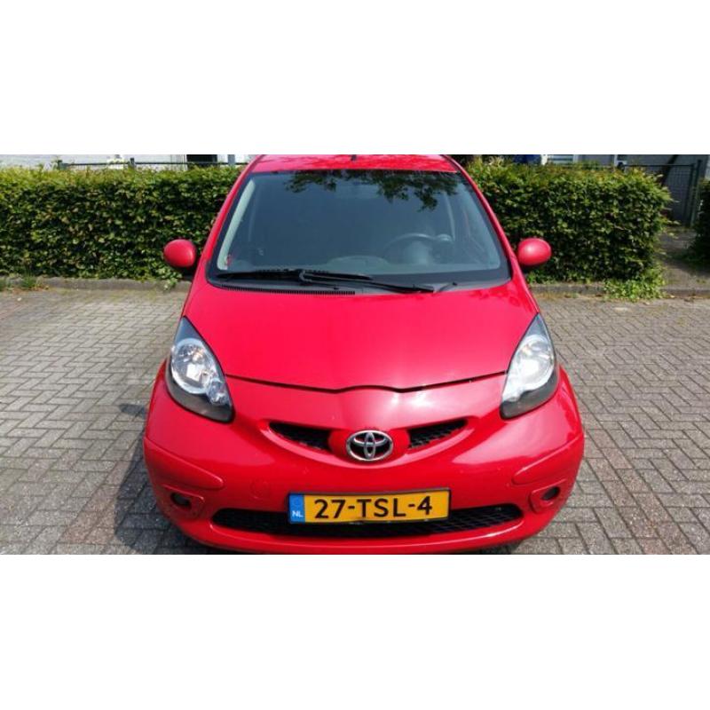 Toyota Aygo 1.0 5deurs Sport/ Alle opties/ inruil mogelijk!