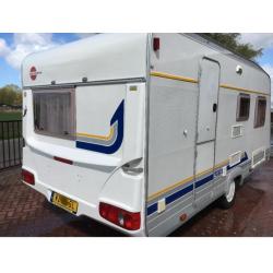 Mooie Burstner Ventana 425 TS