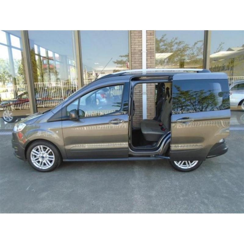 Ford Tourneo Connect 1.5 TDCi Titanium (bj 2015)