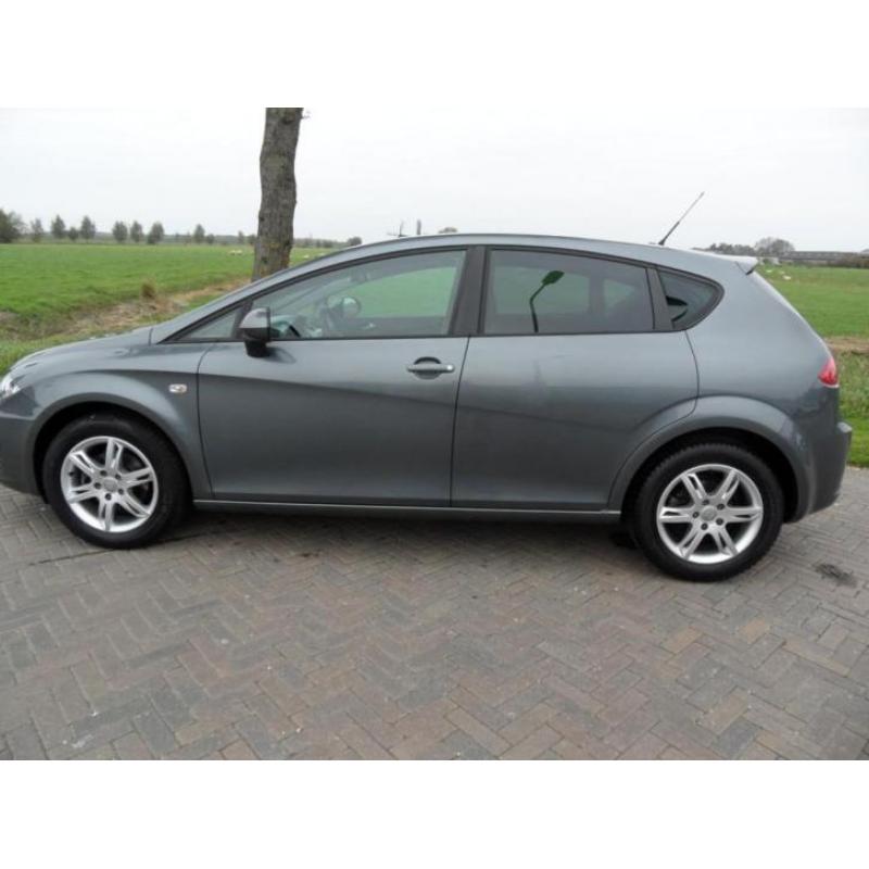 Seat Leon 1.6 TDI Ecomotive Businessline COPA (bj 2012)