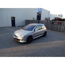 Peugeot 206 1.6 16v Quicksilver Bj 2002