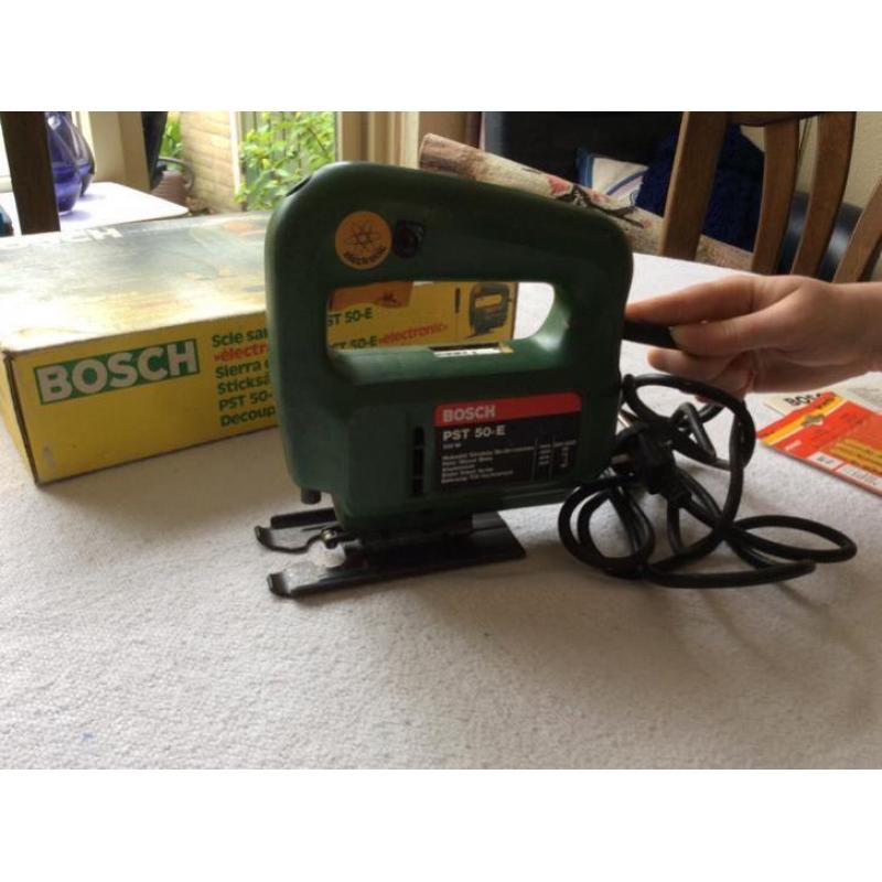 Bosch electronic decoupeerzaagmachine PST -50E