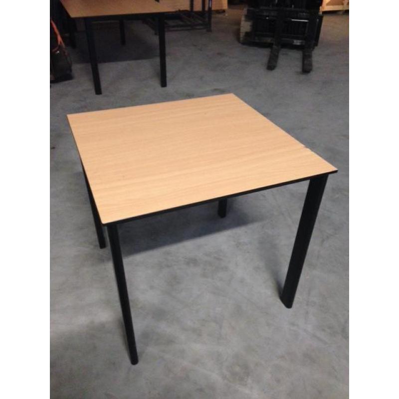 Lensvelt tafel 80x80cm #144