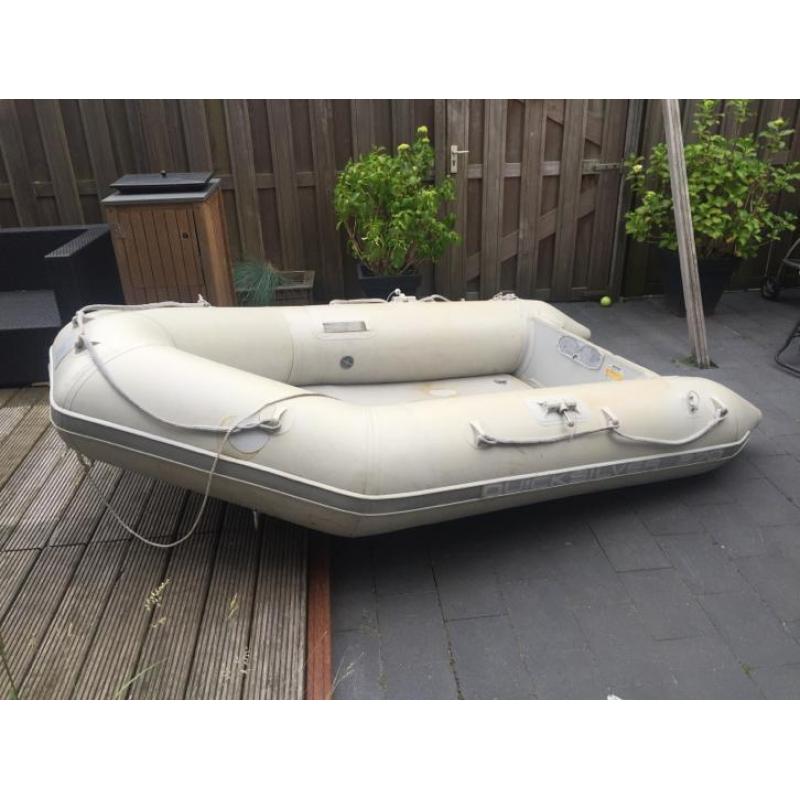 QuickSilver 270 airdeck ( eventueel met 6pk mercury motor )