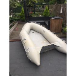 QuickSilver 270 airdeck ( eventueel met 6pk mercury motor )