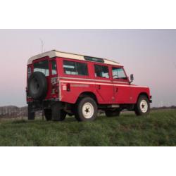 BELASTINGVRIJ!! Defender 109 met 4.0L dieselmotor! bj.1963 !