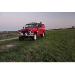 BELASTINGVRIJ!! Defender 109 met 4.0L dieselmotor! bj.1963 !