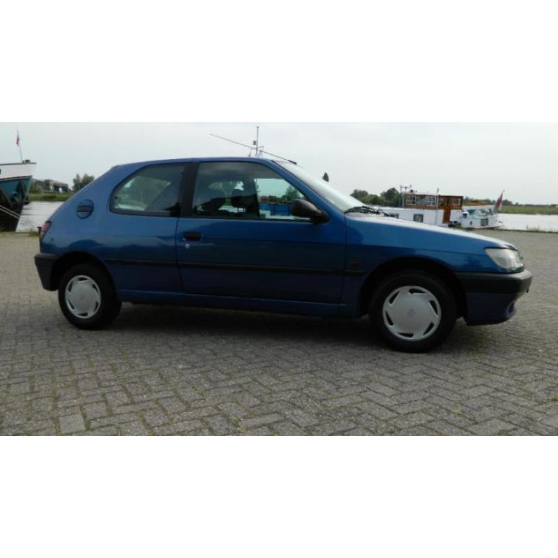 Peugeot 306 1.4 XR Select 1997 Blauw