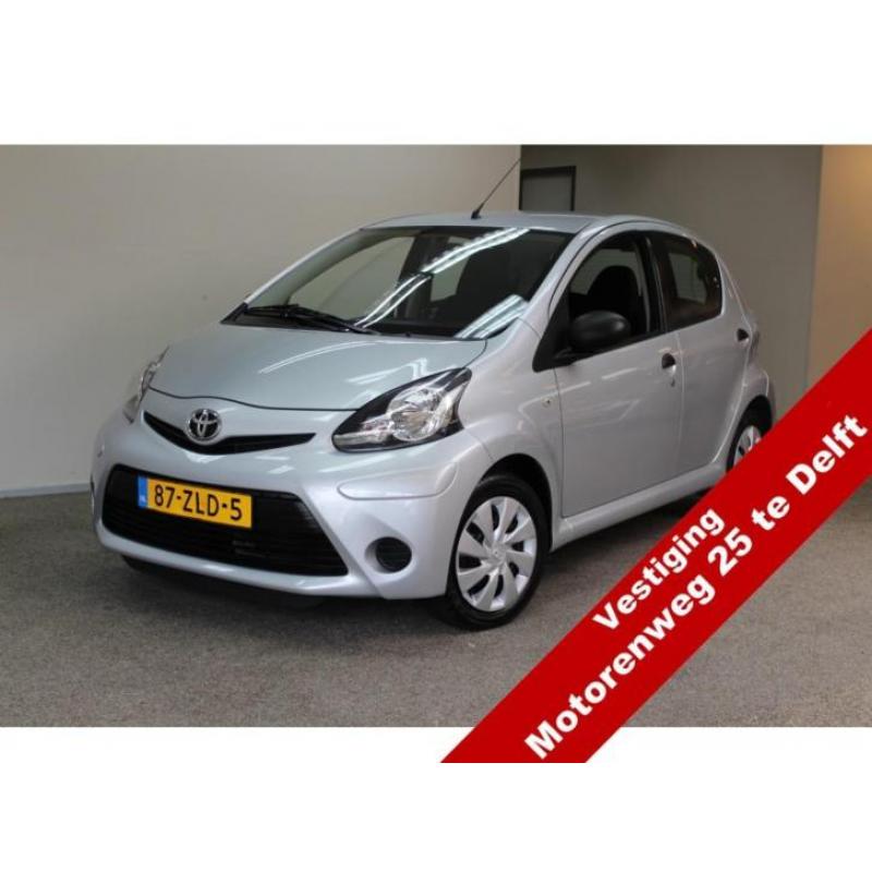 Toyota Aygo 1.0 VVT-I ACCESS 5-deurs . Airco.Nieuwstaat