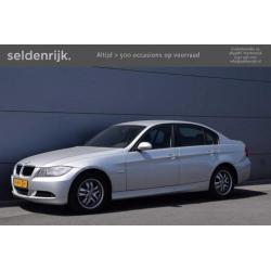 BMW 3 Serie 318i AIRCO CRUISE LICHTMETAAL 70000 KM! NAP! ORI