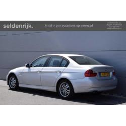 BMW 3 Serie 318i AIRCO CRUISE LICHTMETAAL 70000 KM! NAP! ORI