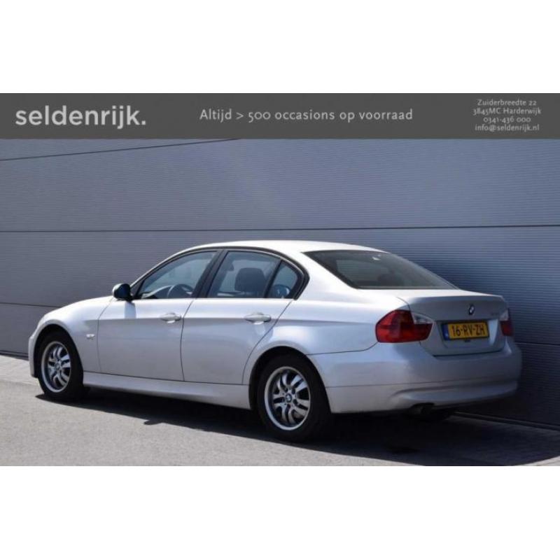 BMW 3 Serie 318i AIRCO CRUISE LICHTMETAAL 70000 KM! NAP! ORI