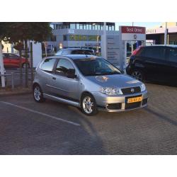 Sportieve Fiat Punto 1.2 Navigator Incl boekjes Topconditie