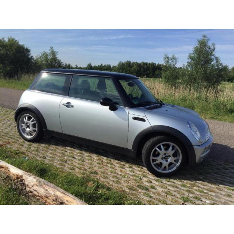 Mini Mini 1.6 16V Cooper AUT 2003 Grijs