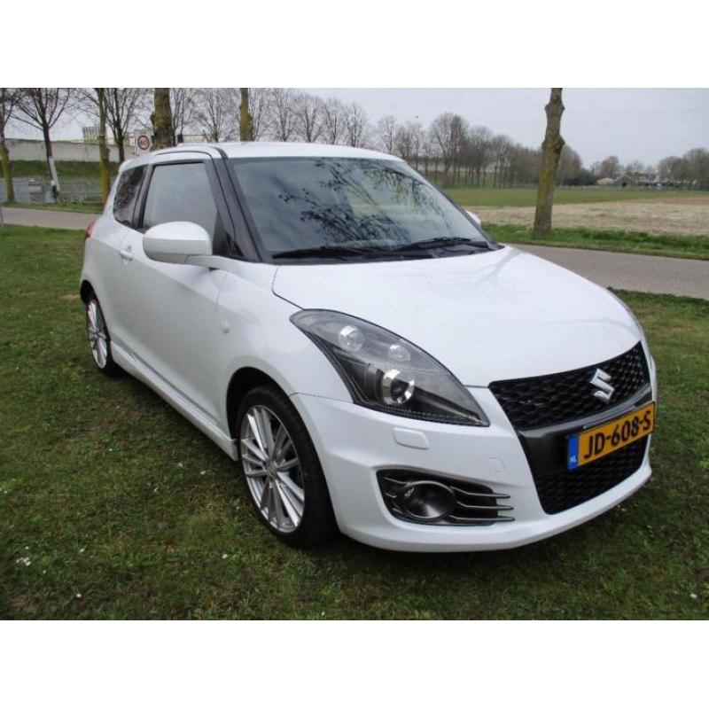 Suzuki Swift 1.6 3D Sport 2013 Wit