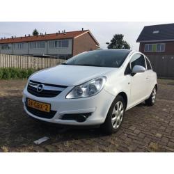 Opel Corsa 1.3 Cdti 3D 55KW 2008 Wit NAP/airco/Parrot/