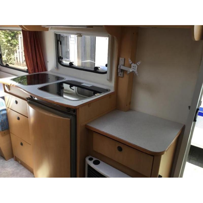 Avento 445 Excellence bj 2004 tevens inruil inkoop caravans