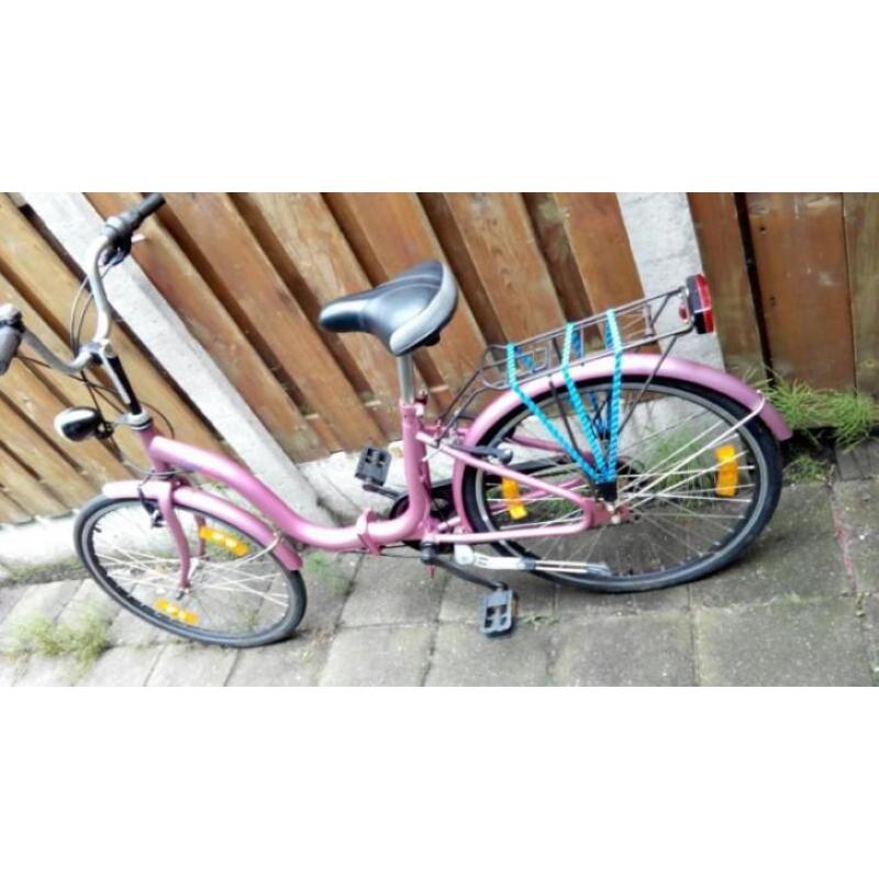 Mooie vouwfiets 24 inch lage instap,6versnelling,verlichting