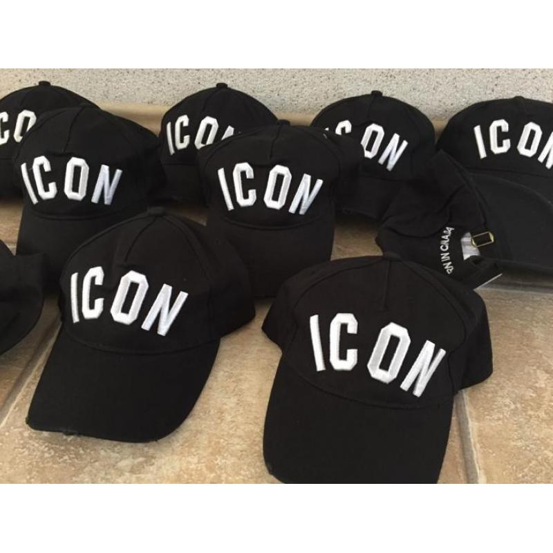 Icon pet dsquared partij 10 stuks 60€ in totaal | weg= weg