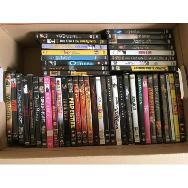 Doos met 47 dvd's