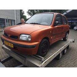 Micra met rijbareschade