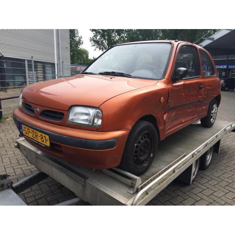 Micra met rijbareschade