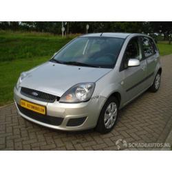 Ford Fiesta 1.4i - 16v AIRCO 5 DEURS (bj 2008)