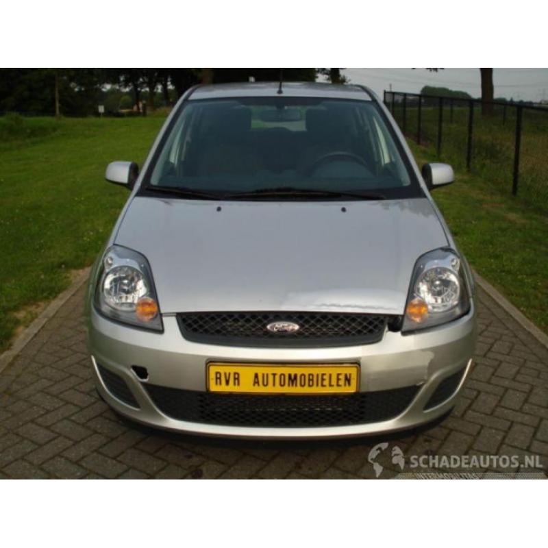 Ford Fiesta 1.4i - 16v AIRCO 5 DEURS (bj 2008)