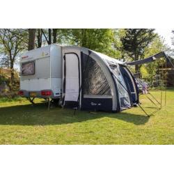 Nette Dethleffs Camper met nieuwe luifel, mover en voortent