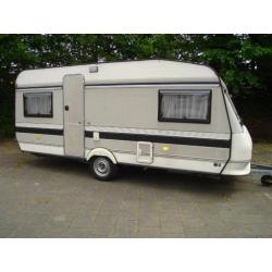 mooie hobby 495 met kinderkamer +voortent €1950,-