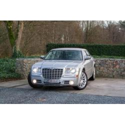 Chrysler 300C 3.0 V6 CRD Export EU €7.500,- MARGE !