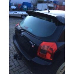 Toyota Corolla Tsport spoiler E12