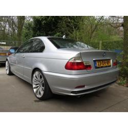 BMW 3-SERIE 320Ci EXE E46 COUPE MET WERK (GOED LEZEN AUB)