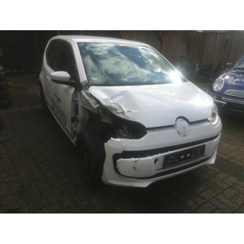 VW Up met schade